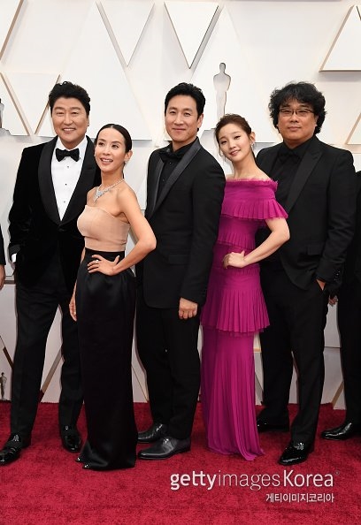 'Ký Sinh Trùng' thắng đậm tại lễ trao giải OSCAR 2020 với 4 giải lớn
