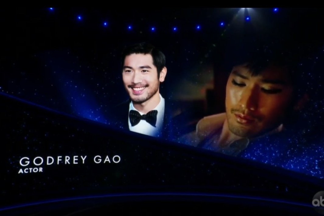 Cao Dĩ Tường xuất hiện trong lễ trao giải Oscar khiến fan xúc động