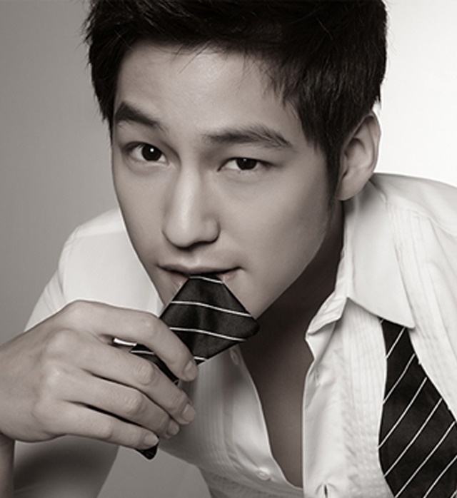 Kim Bum thảo luận đóng drama mới hậu xuất ngũ cùng Lee Dong Wook