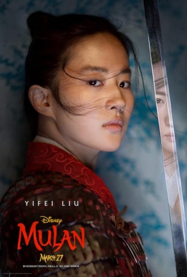 Mulan của Lưu Diệc Phi đối mặt với nguy cơ dời lịch chiếu lần thứ 2
