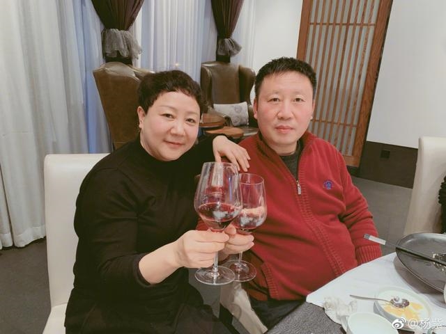 Dương Tử bị bố mẹ hắt hủi vì làm 'kỳ đà cản mũi' ngày Valentine