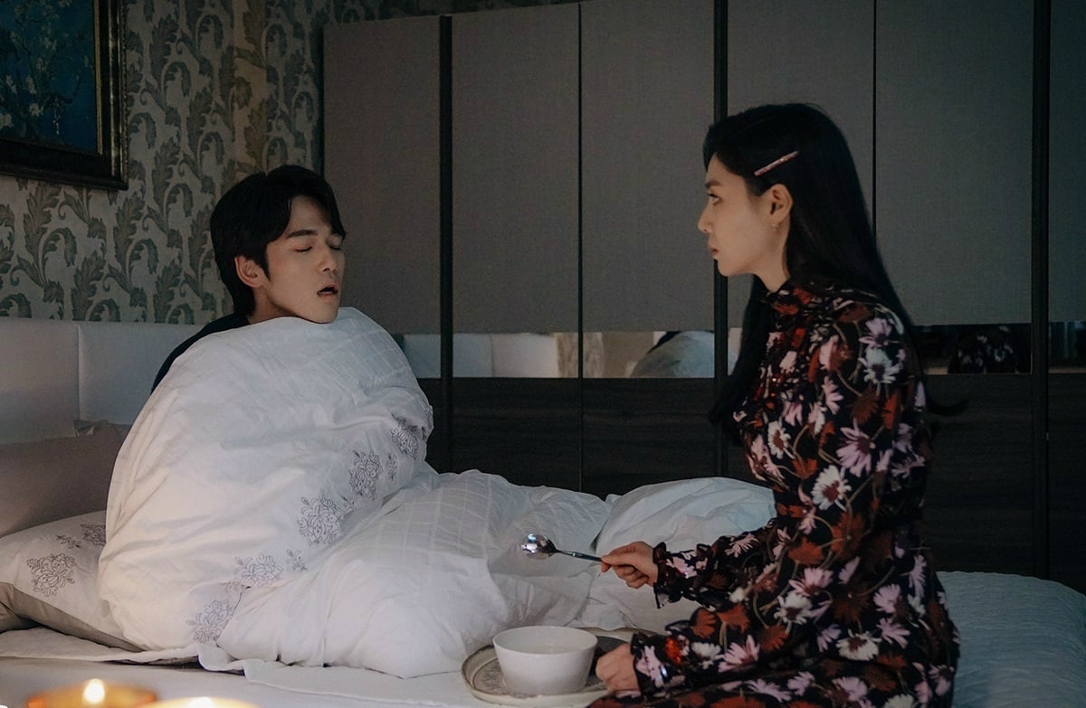 Knet phẫn nộ cái kết chia lìa của cặp phụ “Hạ cánh nơi anh”