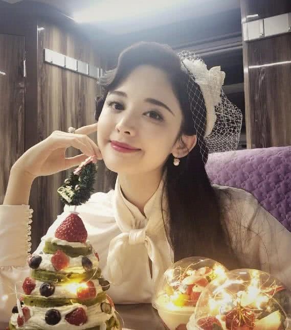 Trịnh Sảng sắp quay phim chuyển thể của Cố Mạn?