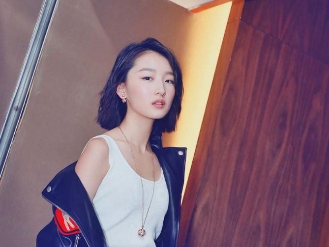 Dương Tử, Châu Đông Vũ... và sao Cbiz thành công từ sự coi thường