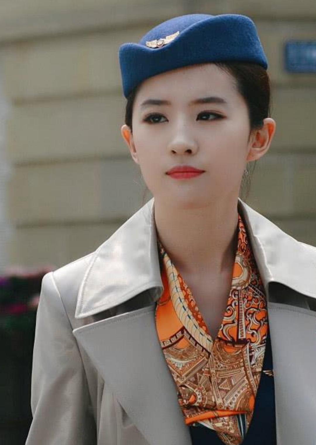 Dương Mịch, Lý Thấm và dàn tiếp viên hàng không vạn người mê của Cbiz