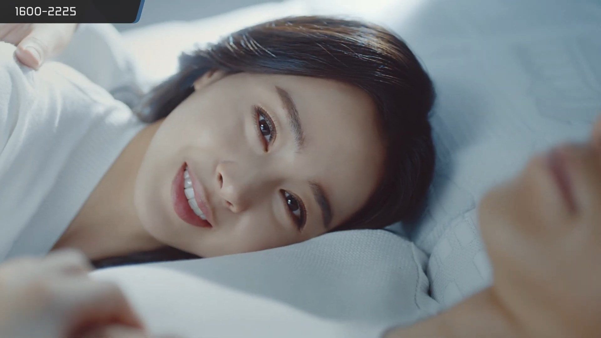 Bi Rain - Kim Tae Hee lần đầu đóng chung quảng cáo hậu kết hôn