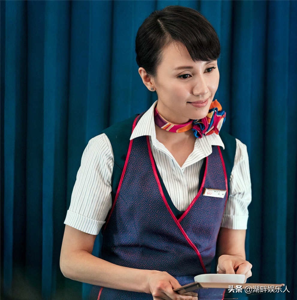 Dương Mịch, Lý Thấm và dàn tiếp viên hàng không vạn người mê của Cbiz
