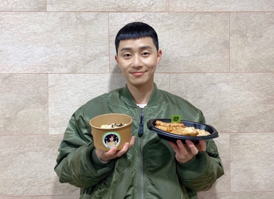 Park Seo Joon hút fan trên instagram nhờ Itaewon Class quá thành công