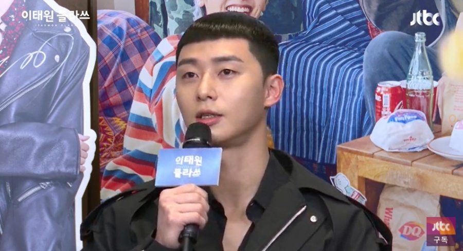 Park Seo Joon khuyên fan đừng cắt tóc theo kiểu đầu đinh trong phim
