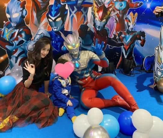 Huỳnh Hiểu Minh đổi cách xưng hô ngày sinh nhật AngelaBaby