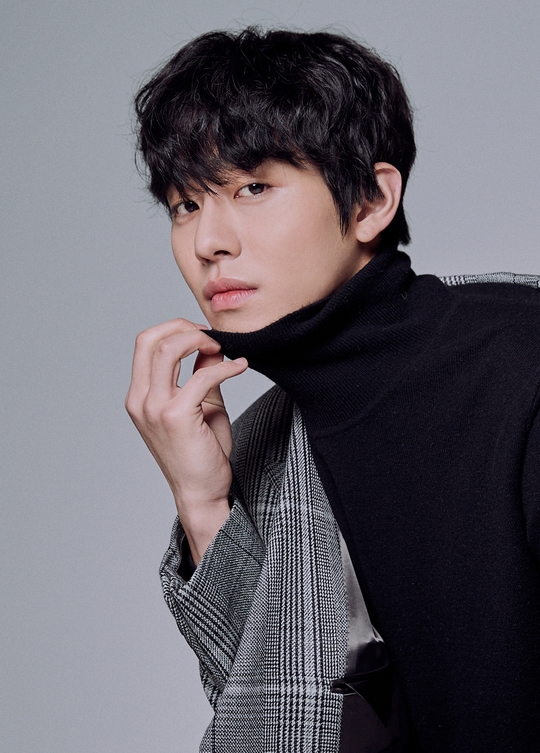 Ahn Hyo Sub rất hạnh phúc vì được diễn trong 'Romantic Doctor Kim 2'