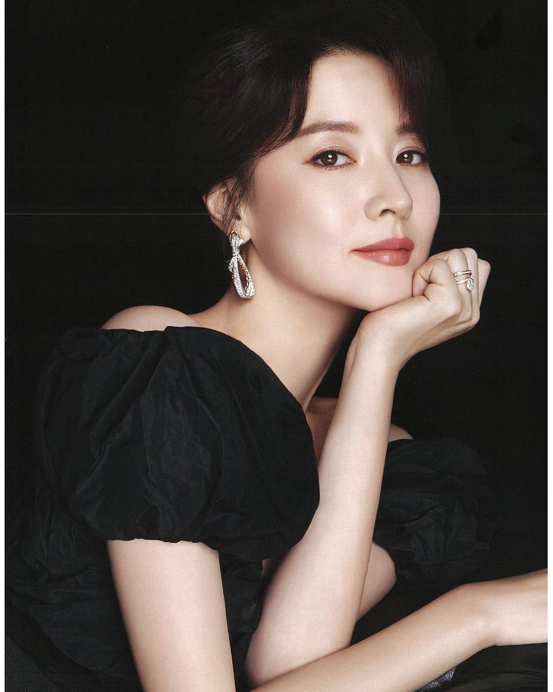 Song Hye Kyo và bí quyết sau làn da mịn màng của các nữ thần xứ Hàn