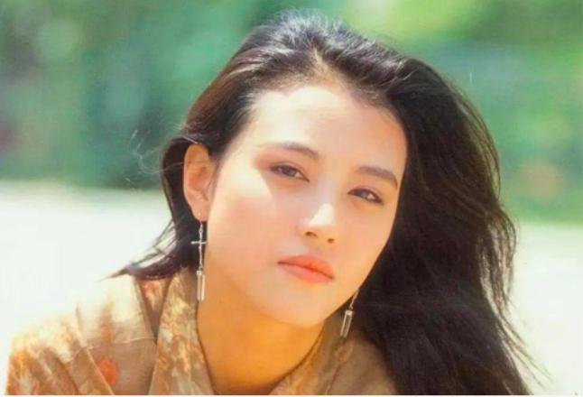 Lê Tư, Lý Gia Hân và những nhan sắc huyền thoại của điện ảnh Hồng Kông