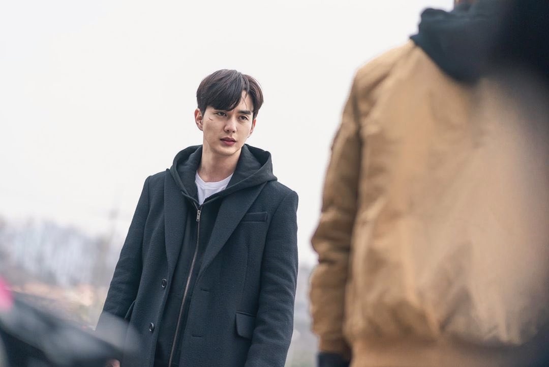 Yoo Seung Ho tái xuất ấn tượng trong drama mới 'Memorist'