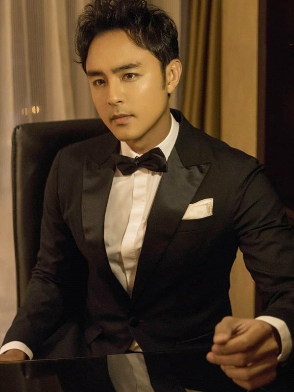 Triệu Lệ Dĩnh, Lâm Y Thần và những tấm gương vượt khó của Cbiz