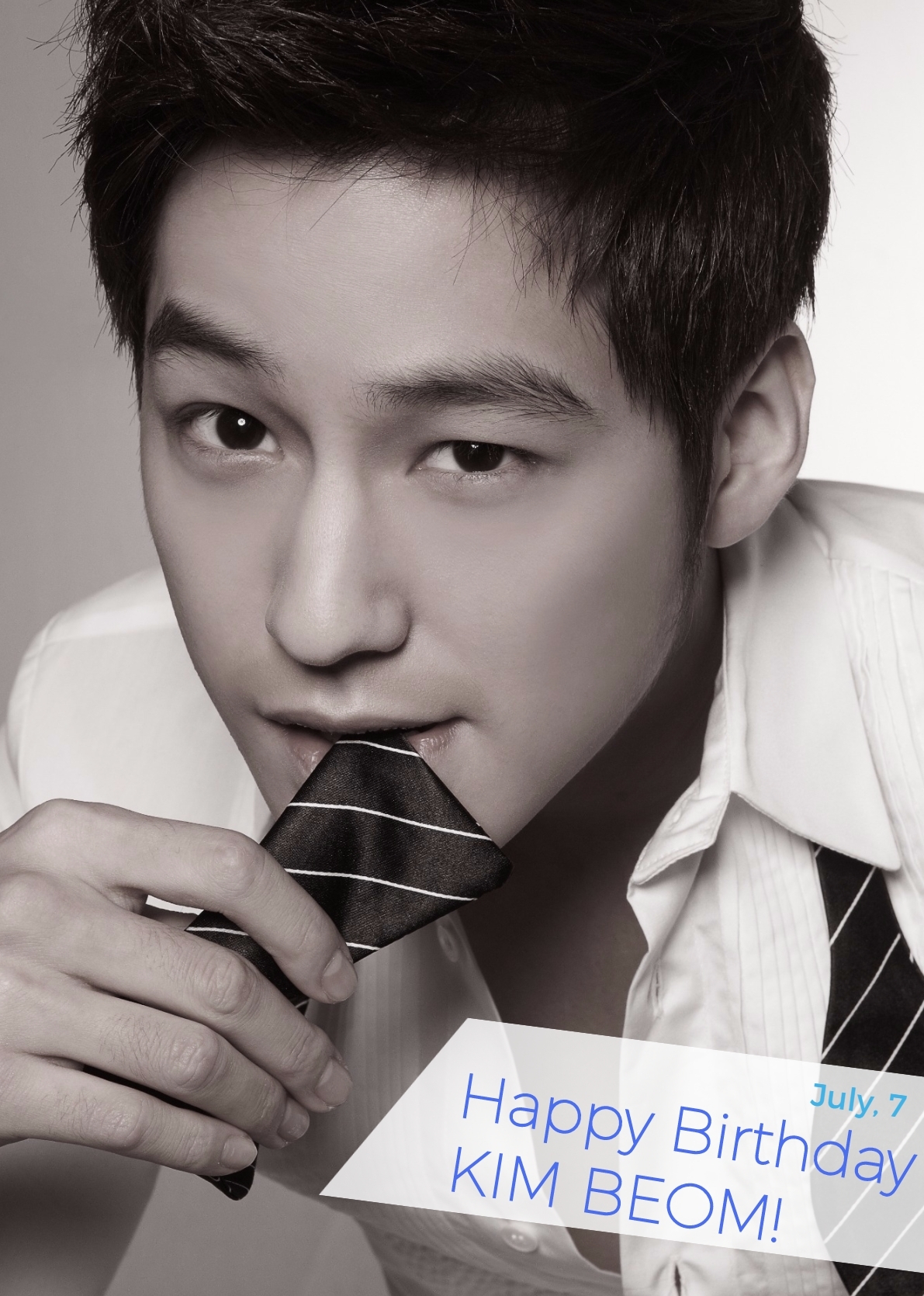 Kim Bum chính thức xuất ngũ sau 2 năm làm nhân viên cộng đồng