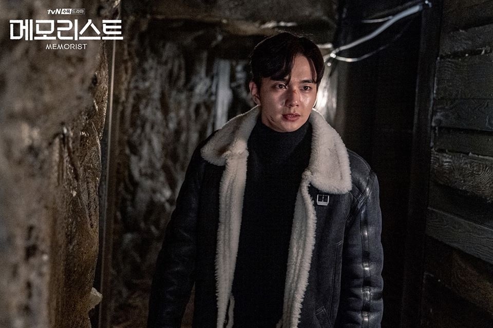 'Memorist' gây tò mò với hình ảnh mới của Yoo Seung Ho - Lee Se Young