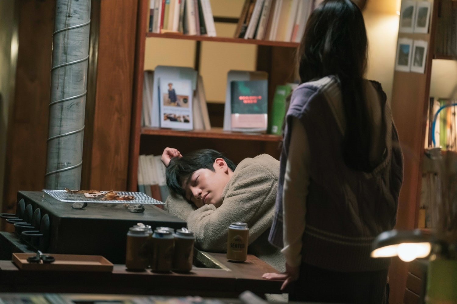 Park Min Young và Seo Kang Joon tung ảnh lãng mạn trong drama mới