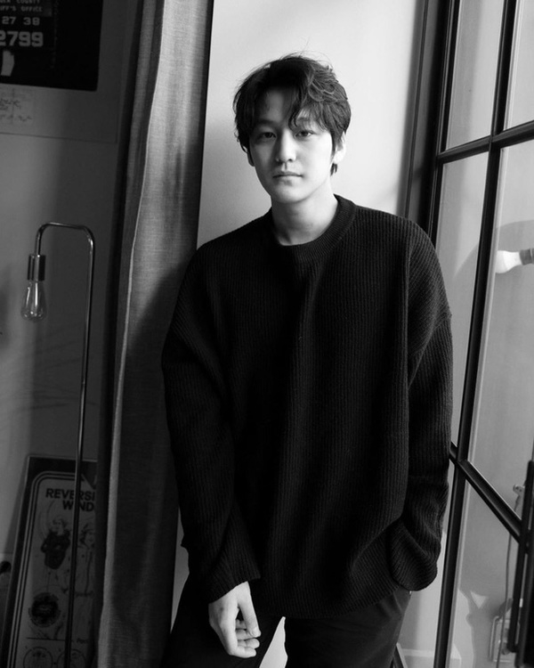 Kim Bum lần đầu khoe ảnh hậu xuất ngũ khiến fan mê mẩn