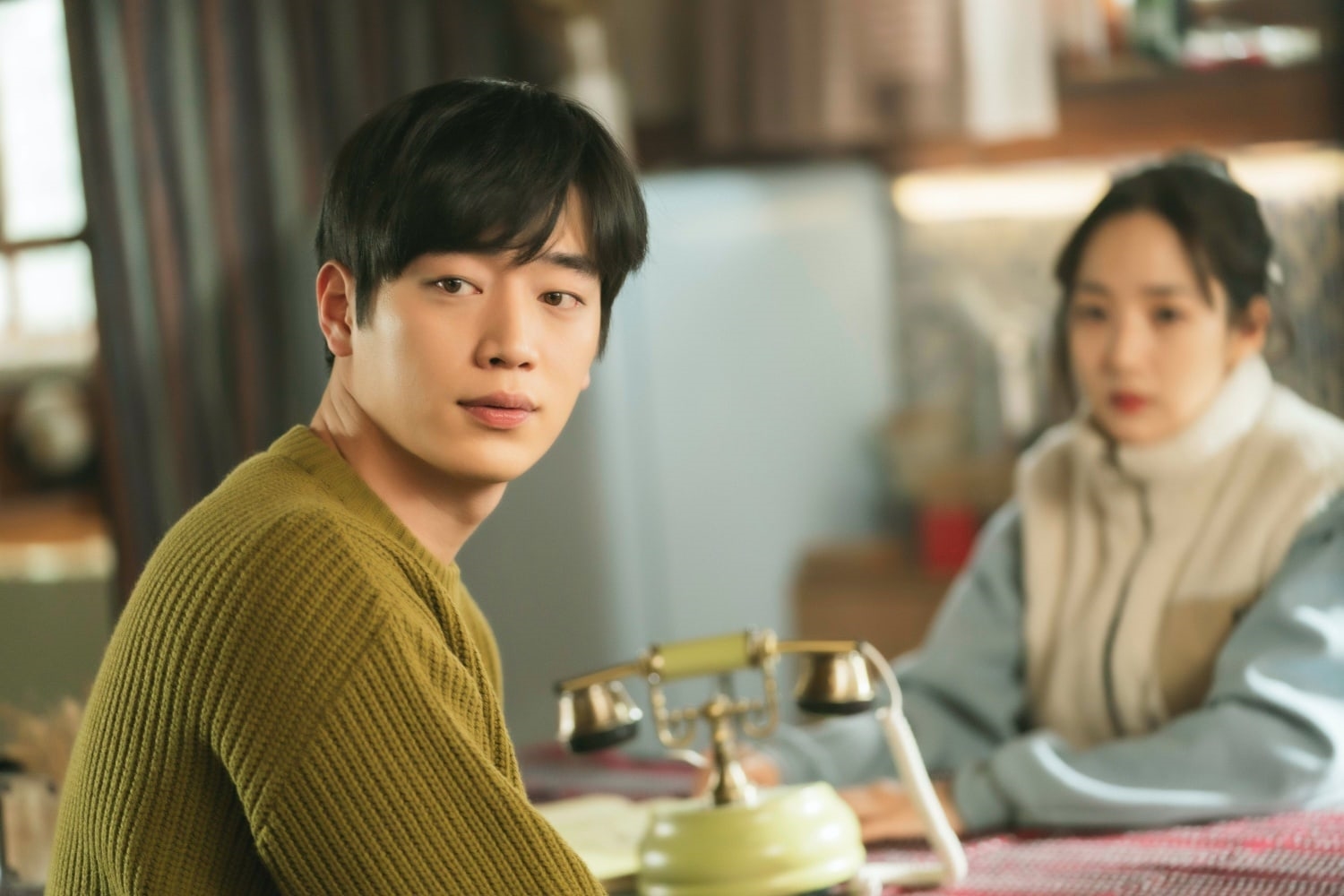 Park Min Young và Seo Kang Joon tung ảnh lãng mạn trong drama mới