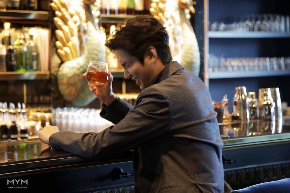 Lee Min Ho tung loạt ảnh mới khoe trọn ngoại hình cực phẩm