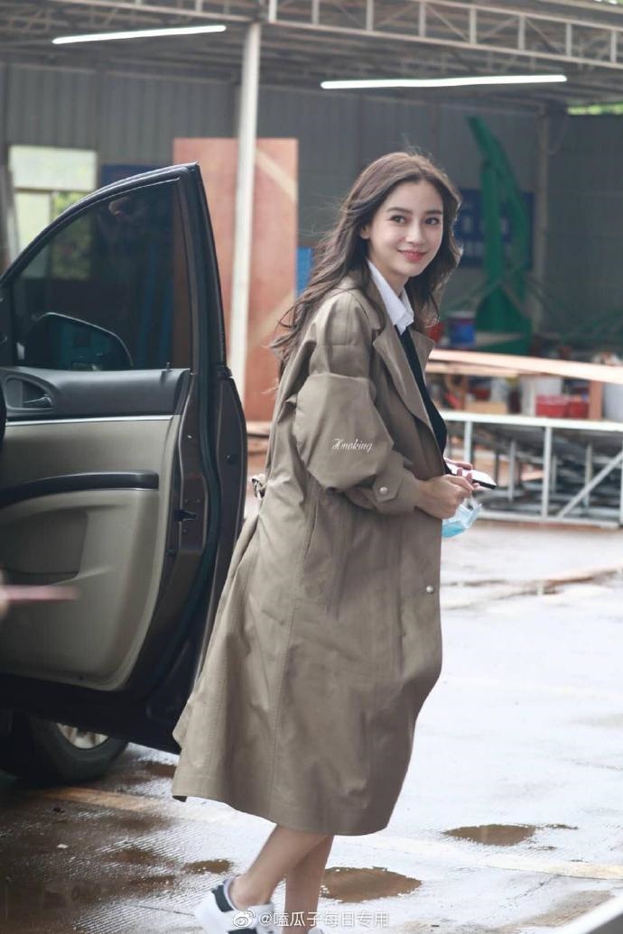 Nhiệt Ba, AngelaBaby và những mỹ nhân Cbiz là 'sát thủ ảnh chụp lén'
