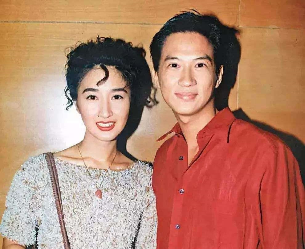 Quan Vịnh Hà - Nhất tỷ TVB bỏ sự nghiệp vì chồng, hạnh phúc ở tuổi 55