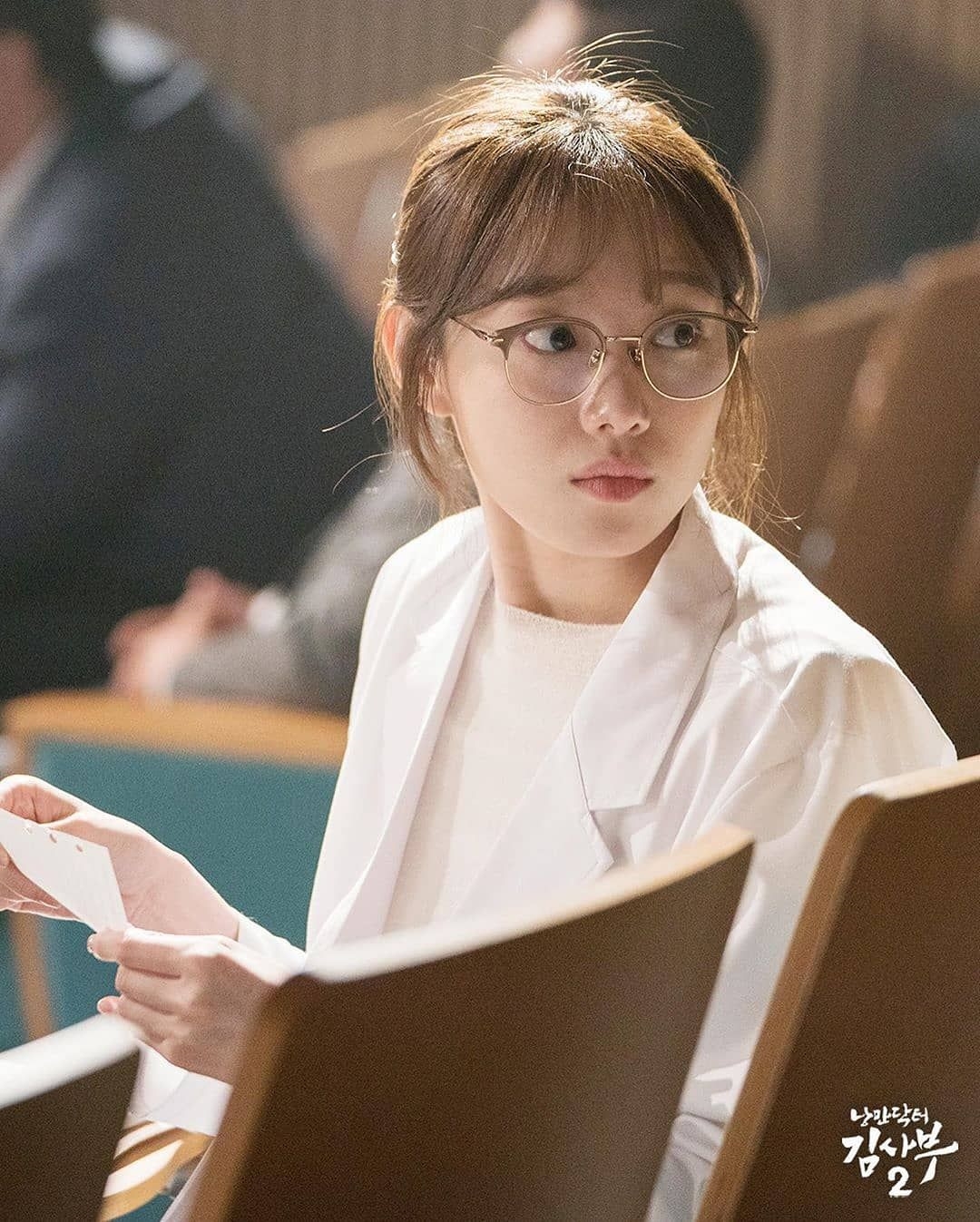 Lee Sung Kyung 'cân' mọi tạo hình, phong cách thời trang nổi bật