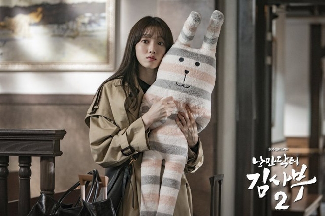 Lee Sung Kyung 'cân' mọi tạo hình, phong cách thời trang nổi bật