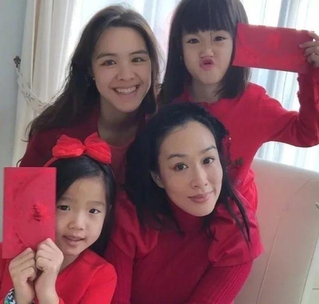 Trương Đình và sao nữ Cbiz bất hạnh vì áp lực sinh con trai