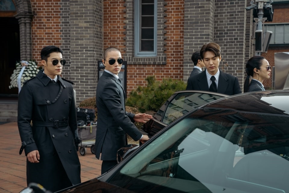 “Quân Vương Bất Diệt” tung loạt ảnh Lee Min Ho - Woo Do Hwan