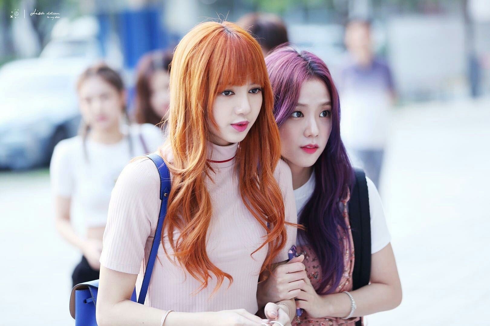 Lisa - Jisoo chứng tỏ nhan sắc nữ thần qua lời của bác sĩ thẩm mỹ