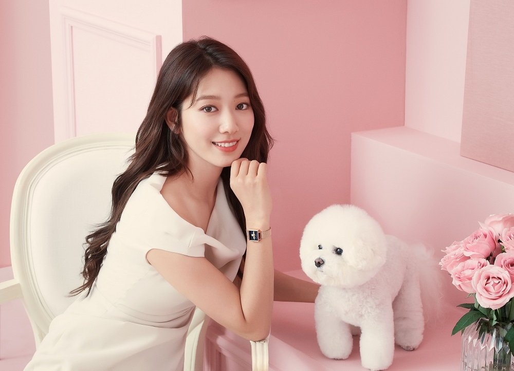Park Shin Hye tung bộ ảnh mới đẹp dịu dàng, ngọt ngào khó tả