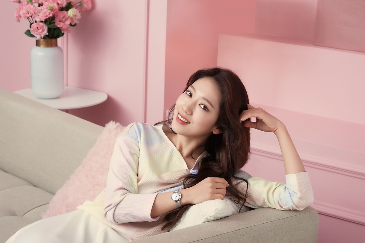 Park Shin Hye tung bộ ảnh mới đẹp dịu dàng, ngọt ngào khó tả