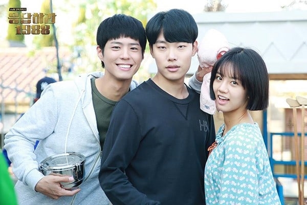 Những drama Hàn có chuyện tình tay ba làm fan bối rối nhất
