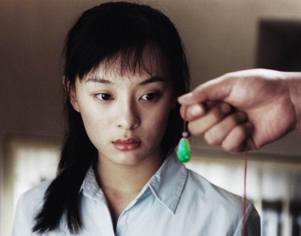 Tôn Lệ bao dung tha thứ và mua nhà cho bố dù từng bị bỏ rơi