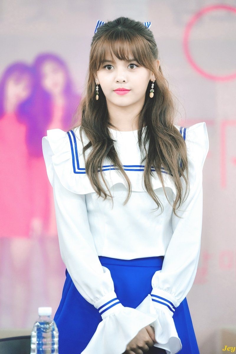 Gia thế ít người biết của những idol Kpop người Thái đình đám