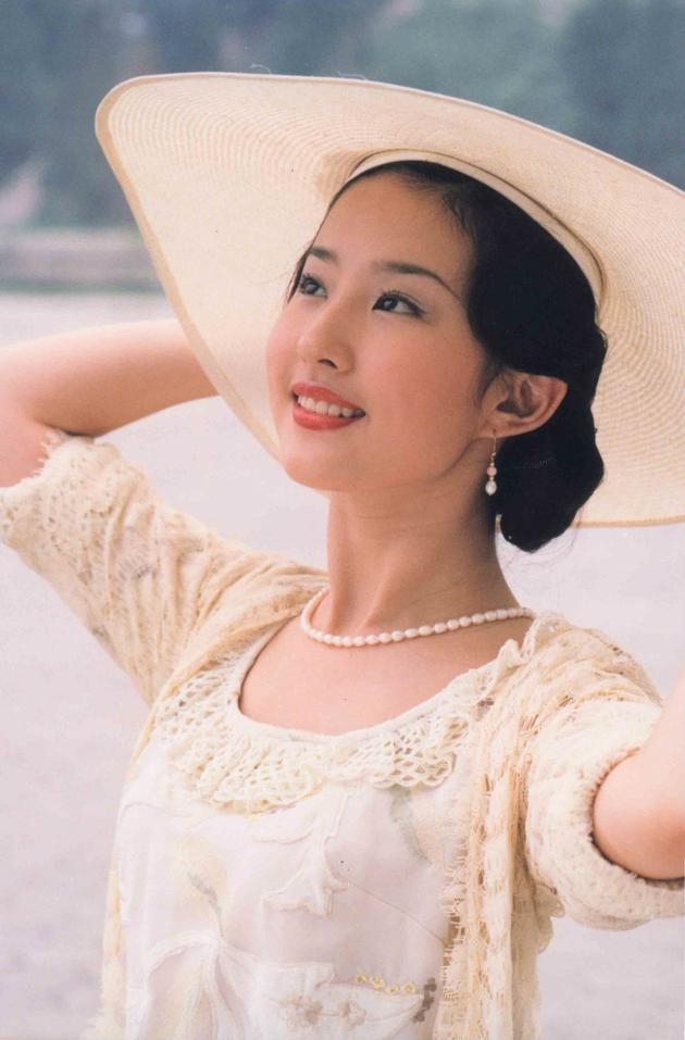 Lưu Diệc Phi, Trần Khôn và dàn sao Gia Tộc Kim Phấn sau 17 năm