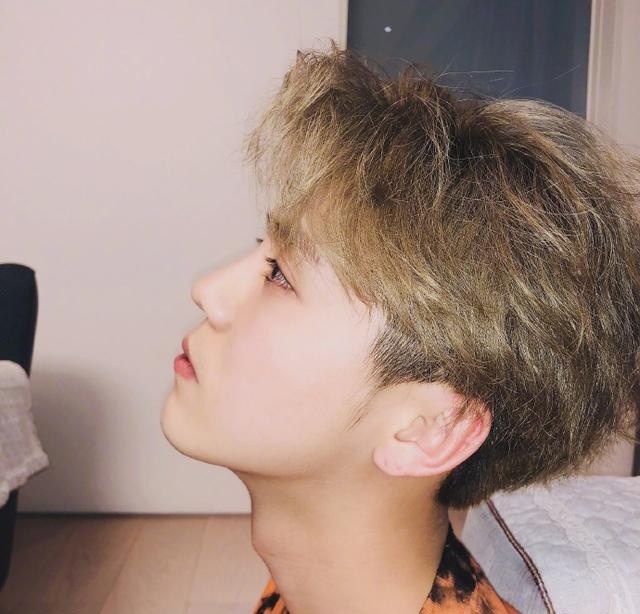 Luhan và Quan Hiểu Đồng liên tục thể hiện tình cảm khiến fan dậy sóng