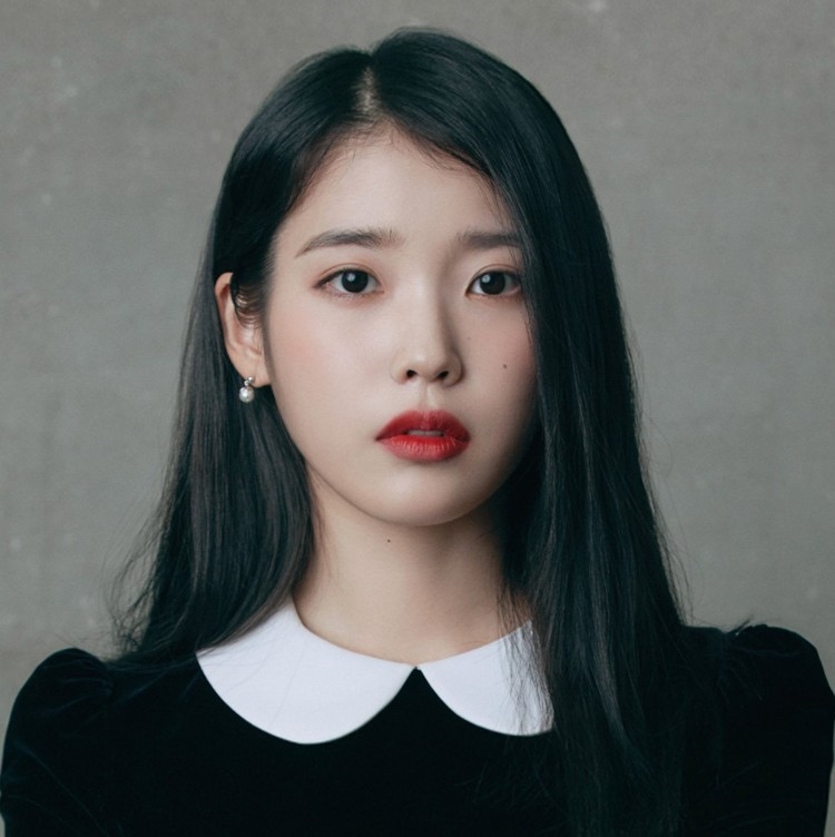 IU được Kim Hee Chul khen ngợi vì thẳng tay chống lại tấn công mạng