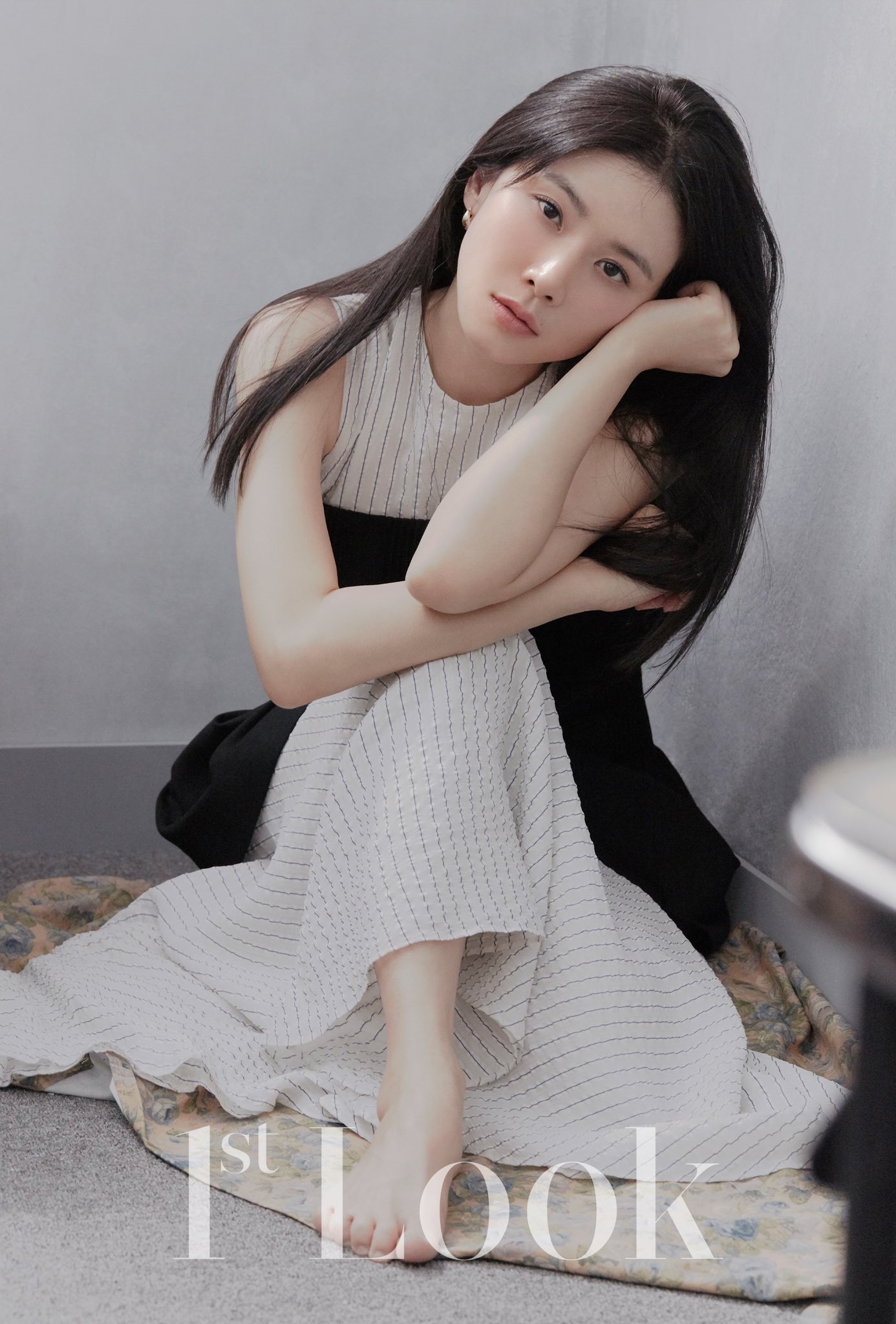 Lee Bo Young - Yoo Ji Tae đầy khí chất trong bộ ảnh tạp chí mới
