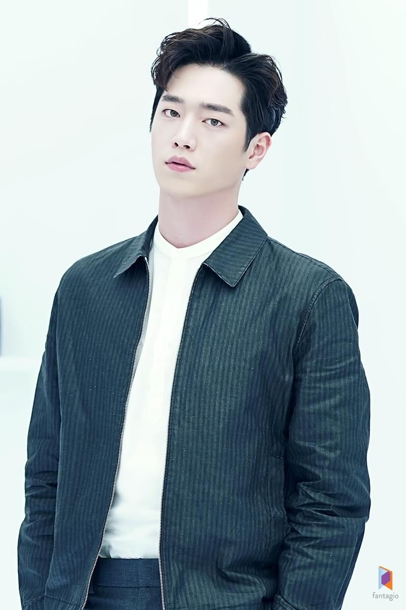 Ahn Jae Hyun và những mỹ nam Hàn luôn bị chê trách diễn xuất