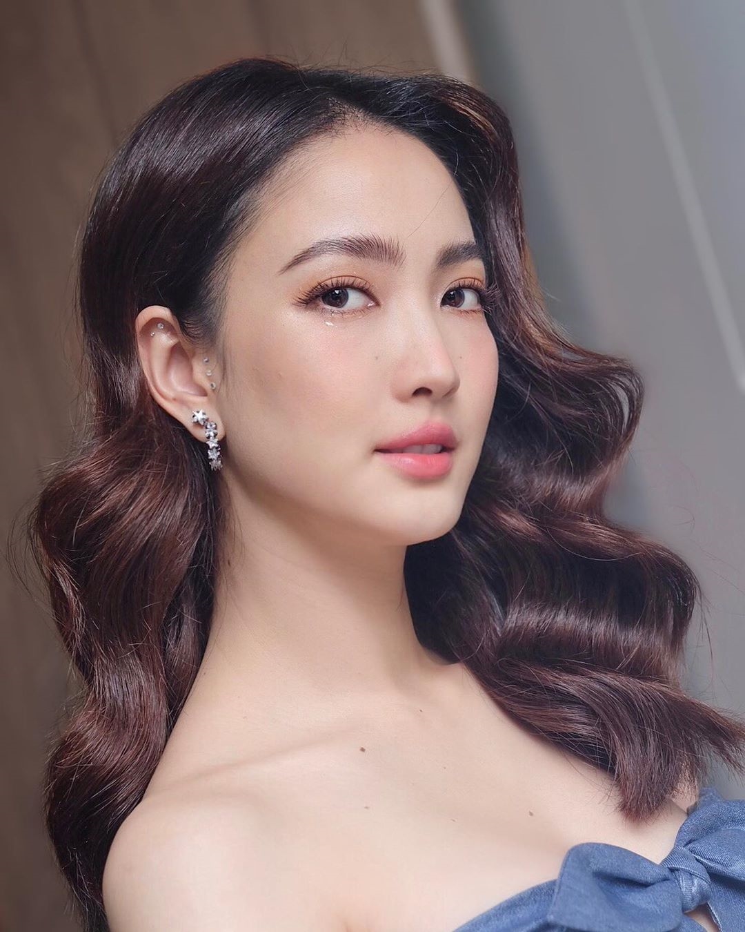 Taew Natapohn xác nhận chia tay bạn trai đã gắn bó 14 năm