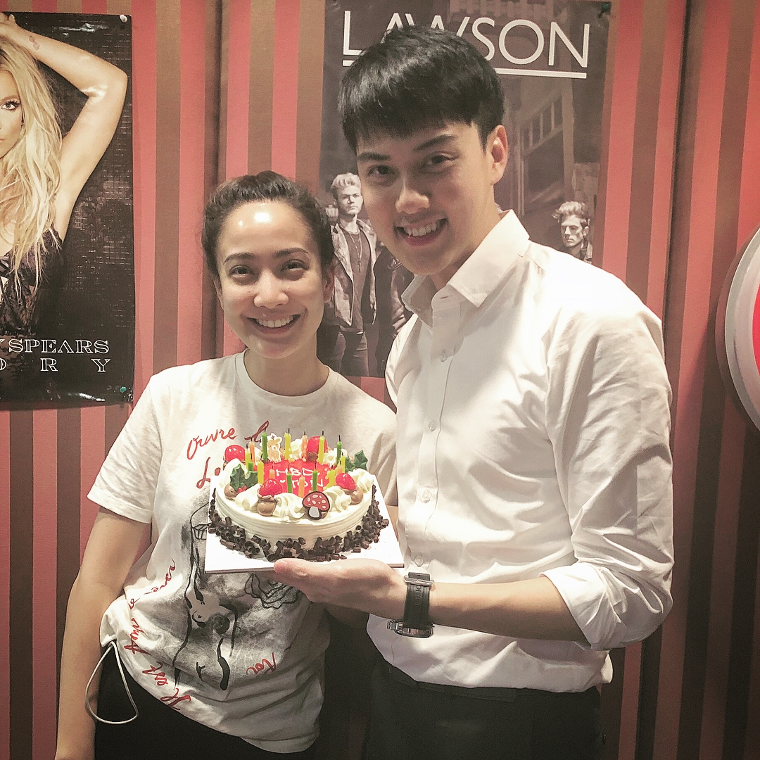 Taew Natapohn xác nhận chia tay bạn trai đã gắn bó 14 năm