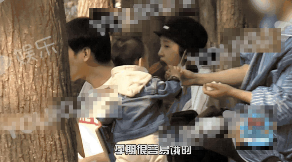 Trương Nhược Quân đưa Đường Nghệ Hân đi chơi trước khi sinh