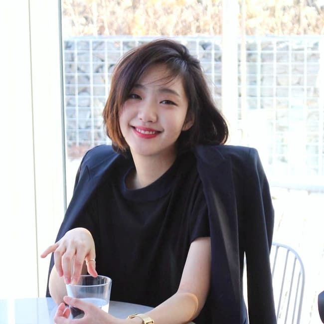 Kim Go Eun và loạt mỹ nữ Hàn mắt một mí đẹp lạ, cá tính khác biệt