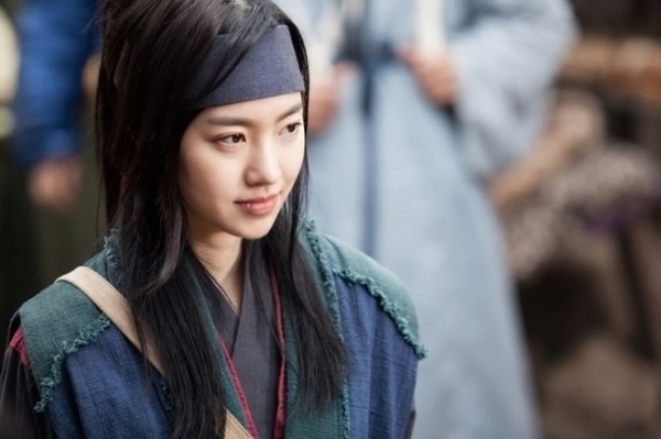 Shin Se Kyung và loạt mỹ nhân Hàn bị cộp mác diễn dở suốt nhiều năm