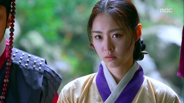 Shin Se Kyung và loạt mỹ nhân Hàn bị cộp mác diễn dở suốt nhiều năm