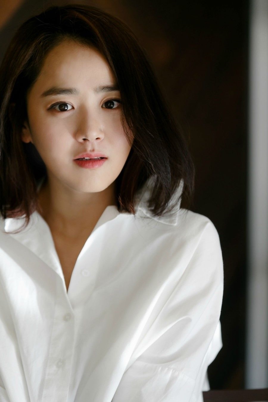 'Em gái quốc dân' Moon Geun Young tạm gác sự nghiệp đi làm từ thiện