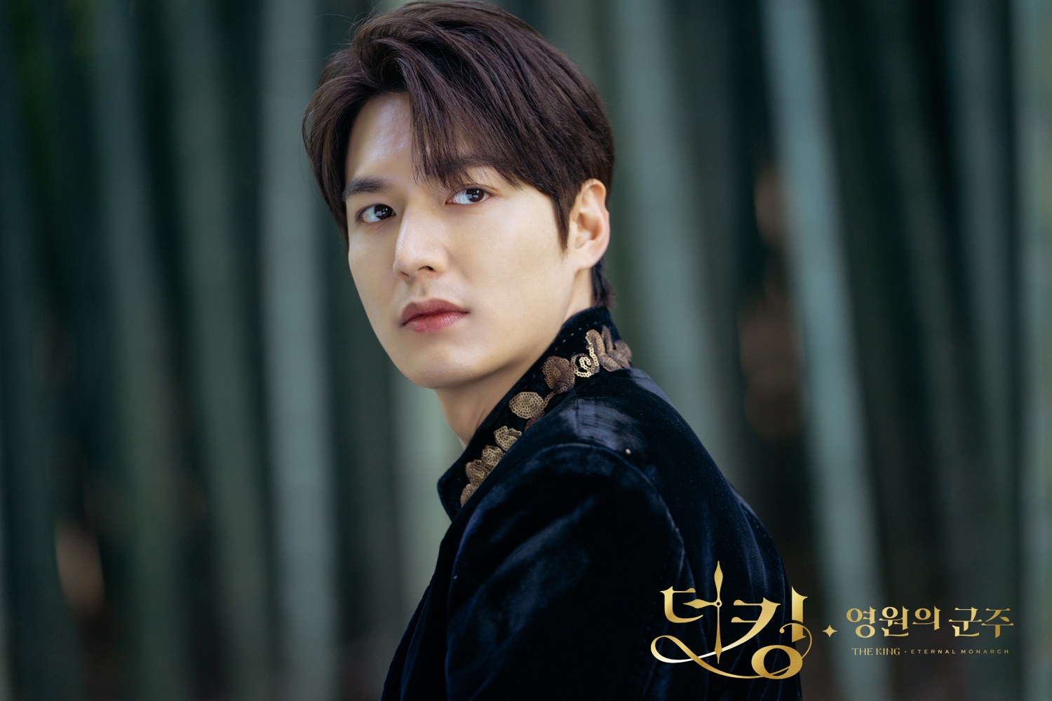 Lee Min Ho xuyên không về tự cứu mình trong “Quân Vương Bất Diệt”?